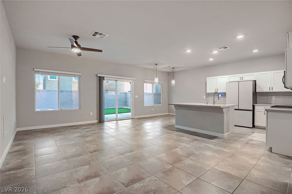 3763 Lambent Avenue, North Las Vegas, NV 89084 — photo 4