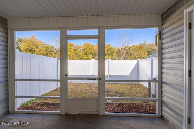 161 Glen Cannon Drive, Jacksonville, NC 28546
