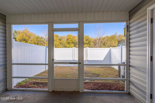 161 Glen Cannon Drive, Jacksonville, NC 28546