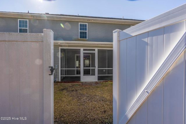 161 Glen Cannon Drive, Jacksonville, NC 28546