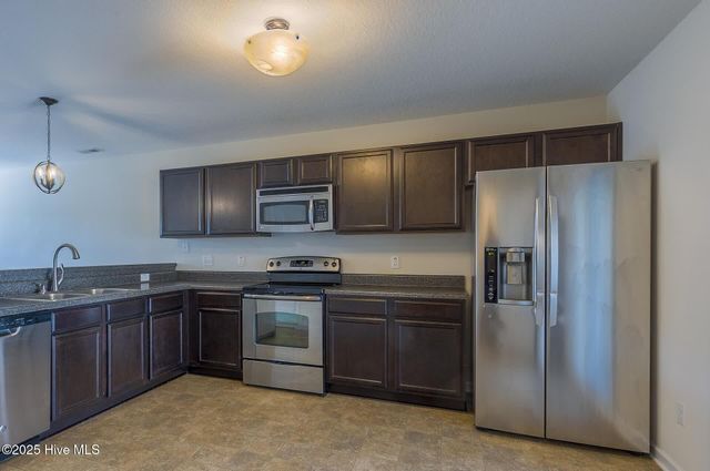 161 Glen Cannon Drive, Jacksonville, NC 28546