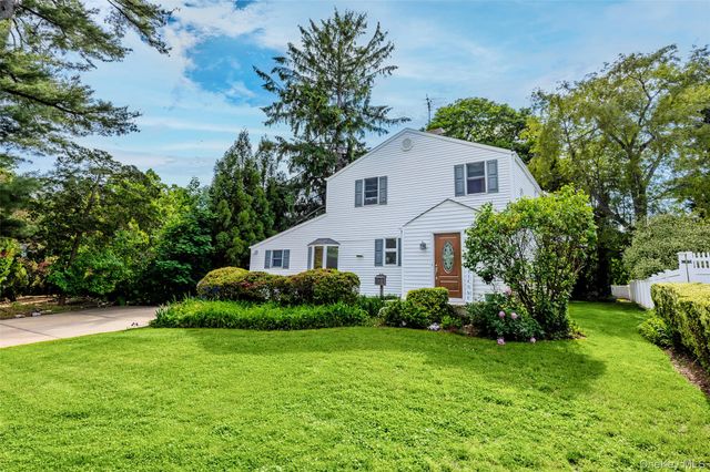 103 Cherrytree Lane, Roslyn Heights, NY 11577