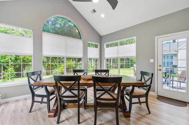 1674 Sedgefield Dr., Murrells Inlet, SC 29576