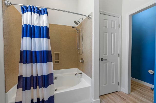 1674 Sedgefield Dr., Murrells Inlet, SC 29576