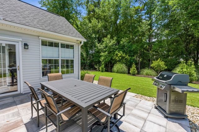 1674 Sedgefield Dr., Murrells Inlet, SC 29576