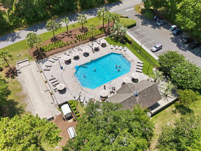 1674 Sedgefield Dr., Murrells Inlet, SC 29576