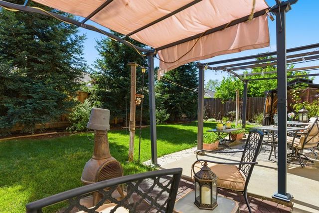 1300 Kensington Dr, Plumas Lake, CA 95961