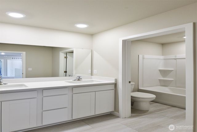 16300 Jenkins Avenue SE, Yelm, WA 98597