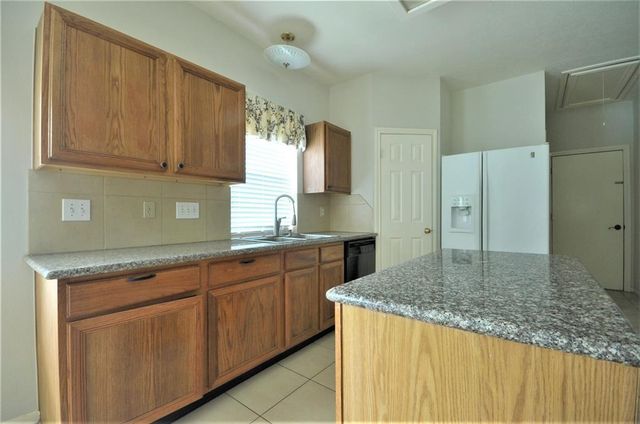 146 Chandler Court, Sugar Land, TX 77479