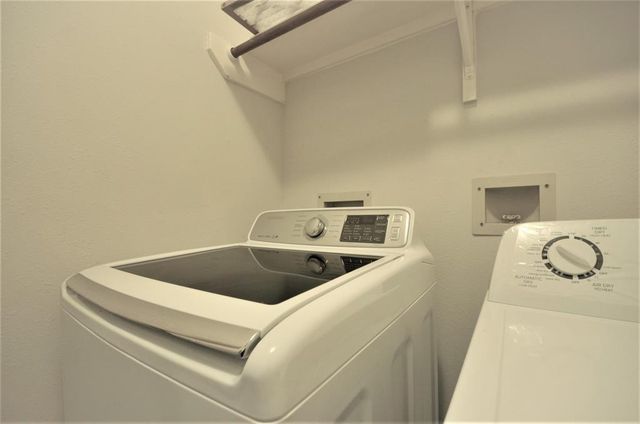 146 Chandler Court, Sugar Land, TX 77479