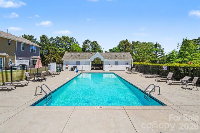 13635 Browhill Lane, Charlotte, NC 28278