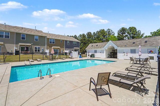 13635 Browhill Lane, Charlotte, NC 28278
