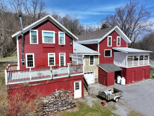692-694 Church Hill Road, Charlotte, VT 05445