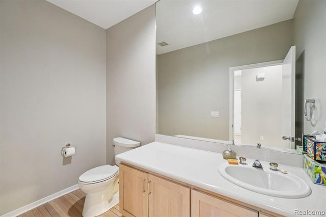 7366 Crackling Creek Circle 1, West Bloomfield, MI 48322