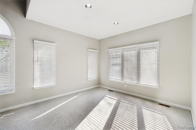 7366 Crackling Creek Circle 1, West Bloomfield, MI 48322