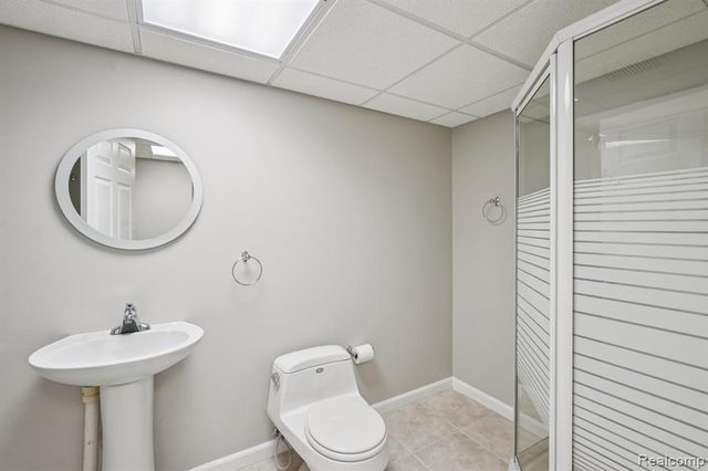 7366 Crackling Creek Circle 1, West Bloomfield, MI 48322