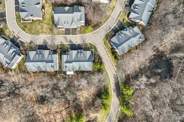 7366 Crackling Creek Circle 1, West Bloomfield, MI 48322