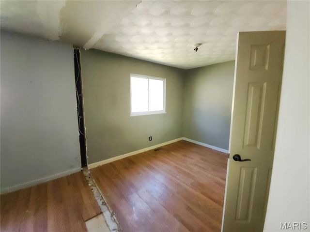 1816 West Drive, High Ridge, MO 63049