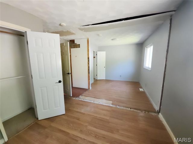 1816 West Drive, High Ridge, MO 63049