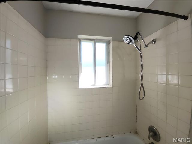 1816 West Drive, High Ridge, MO 63049