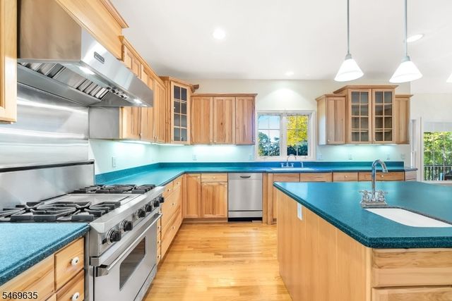 32 Perona Rd, Andover Twp., NJ 07821
