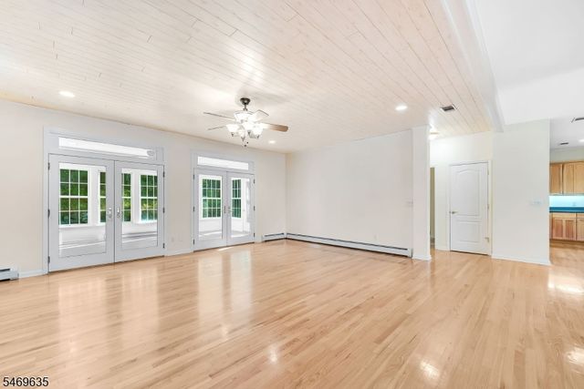 32 Perona Rd, Andover Twp., NJ 07821