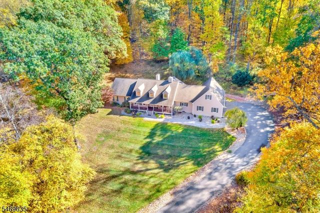 32 Perona Rd, Andover Twp., NJ 07821