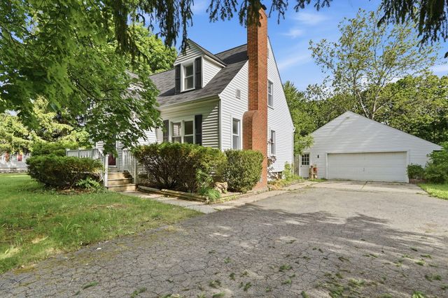 1158 W Reid Road, Flint, MI 48507