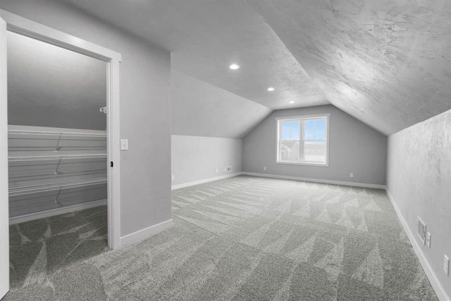 N8871 KILLARNEY WAY, Menasha, WI 54952