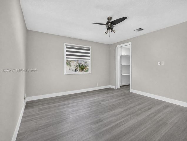 1371 Victoria Isle Drive, Weston, FL 33327