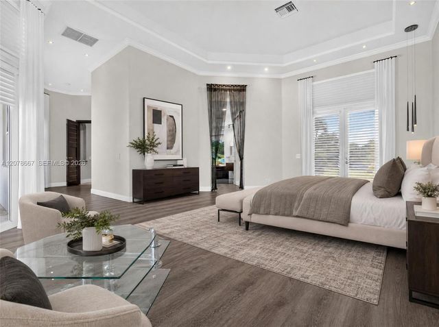 1371 Victoria Isle Drive, Weston, FL 33327