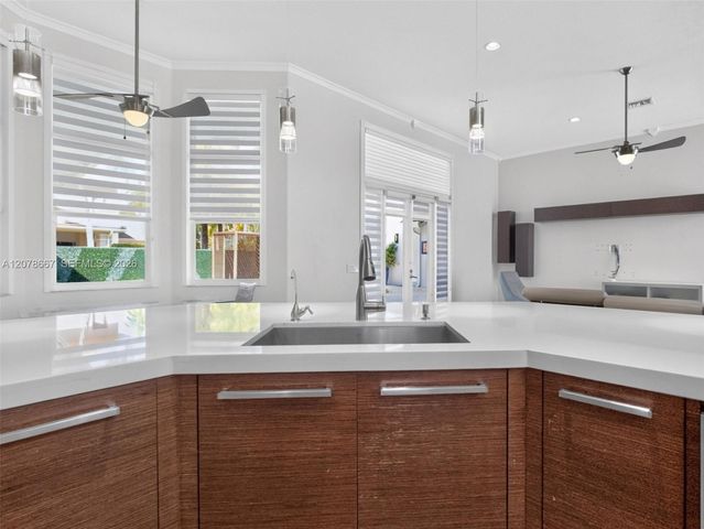1371 Victoria Isle Drive, Weston, FL 33327