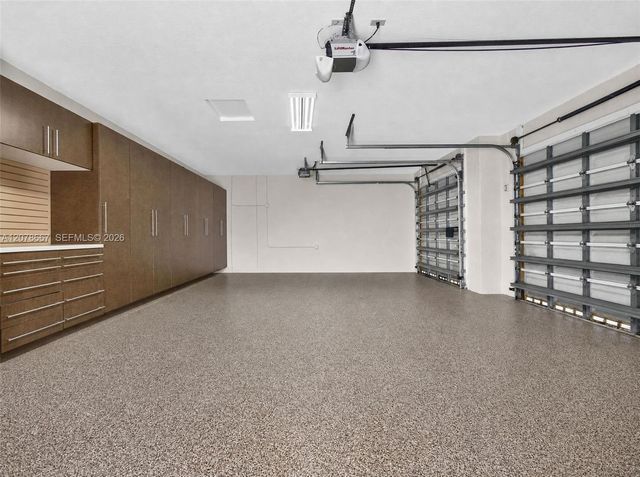 1371 Victoria Isle Drive, Weston, FL 33327