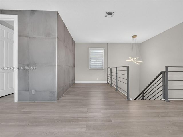 1371 Victoria Isle Drive, Weston, FL 33327
