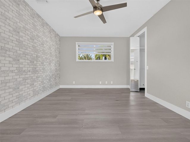 1371 Victoria Isle Drive, Weston, FL 33327
