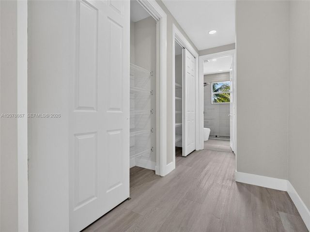 1371 Victoria Isle Drive, Weston, FL 33327