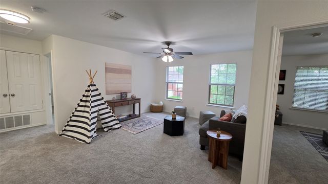 5725 Touchstone Drive, Mckinney, TX 75070