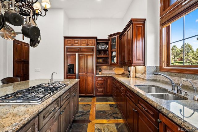 6198 Massive Peak Circle, Castle Rock, CO 80108