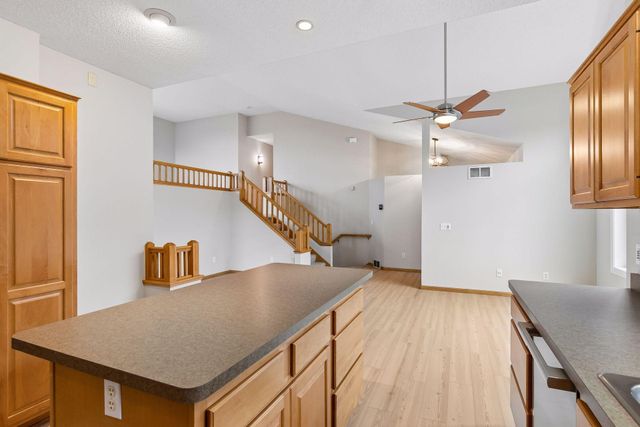 4631 Hummingbird Trail NE, Prior Lake, MN 55372