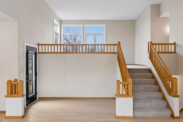 4631 Hummingbird Trail NE, Prior Lake, MN 55372