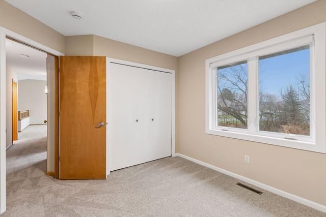 4631 Hummingbird Trail NE, Prior Lake, MN 55372