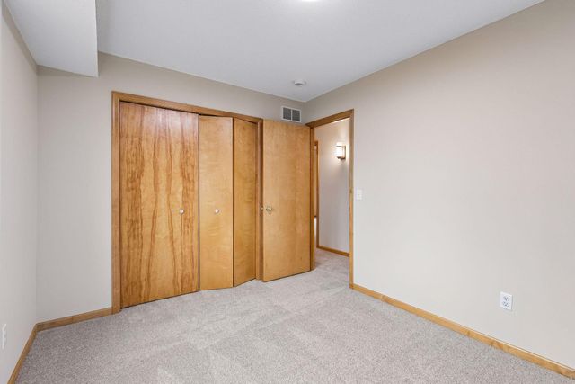 4631 Hummingbird Trail NE, Prior Lake, MN 55372