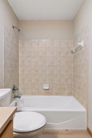 4631 Hummingbird Trail NE, Prior Lake, MN 55372