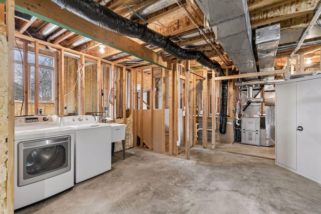 4631 Hummingbird Trail NE, Prior Lake, MN 55372