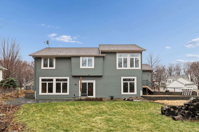 4631 Hummingbird Trail NE, Prior Lake, MN 55372