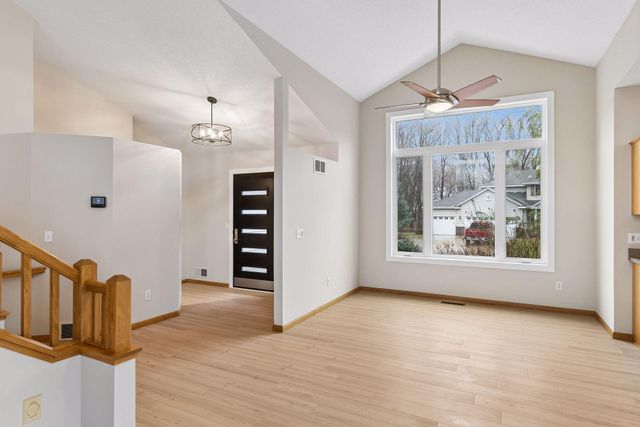 4631 Hummingbird Trail NE, Prior Lake, MN 55372