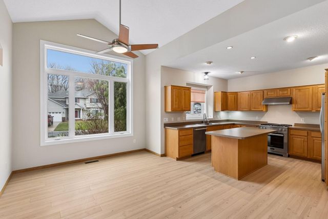 4631 Hummingbird Trail NE, Prior Lake, MN 55372