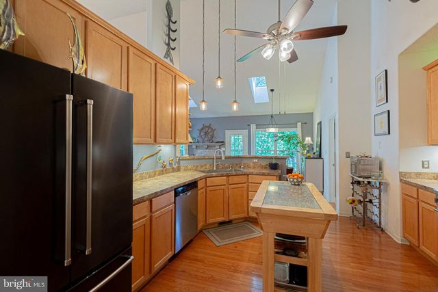 584 LAKE CAROLINE DR, Ruther Glen, VA 22546