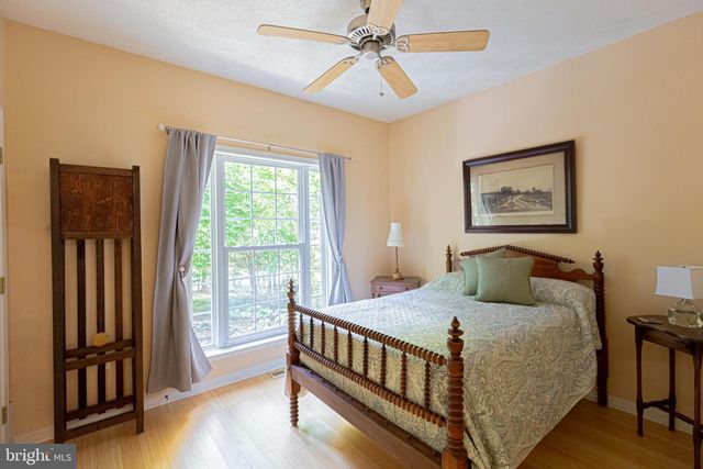 584 LAKE CAROLINE DR, Ruther Glen, VA 22546