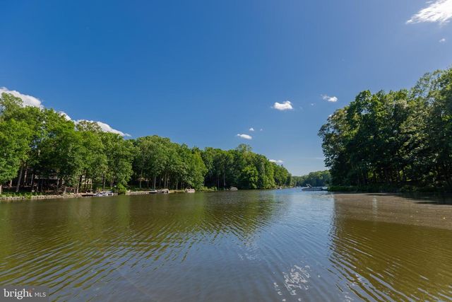 584 LAKE CAROLINE DR, Ruther Glen, VA 22546